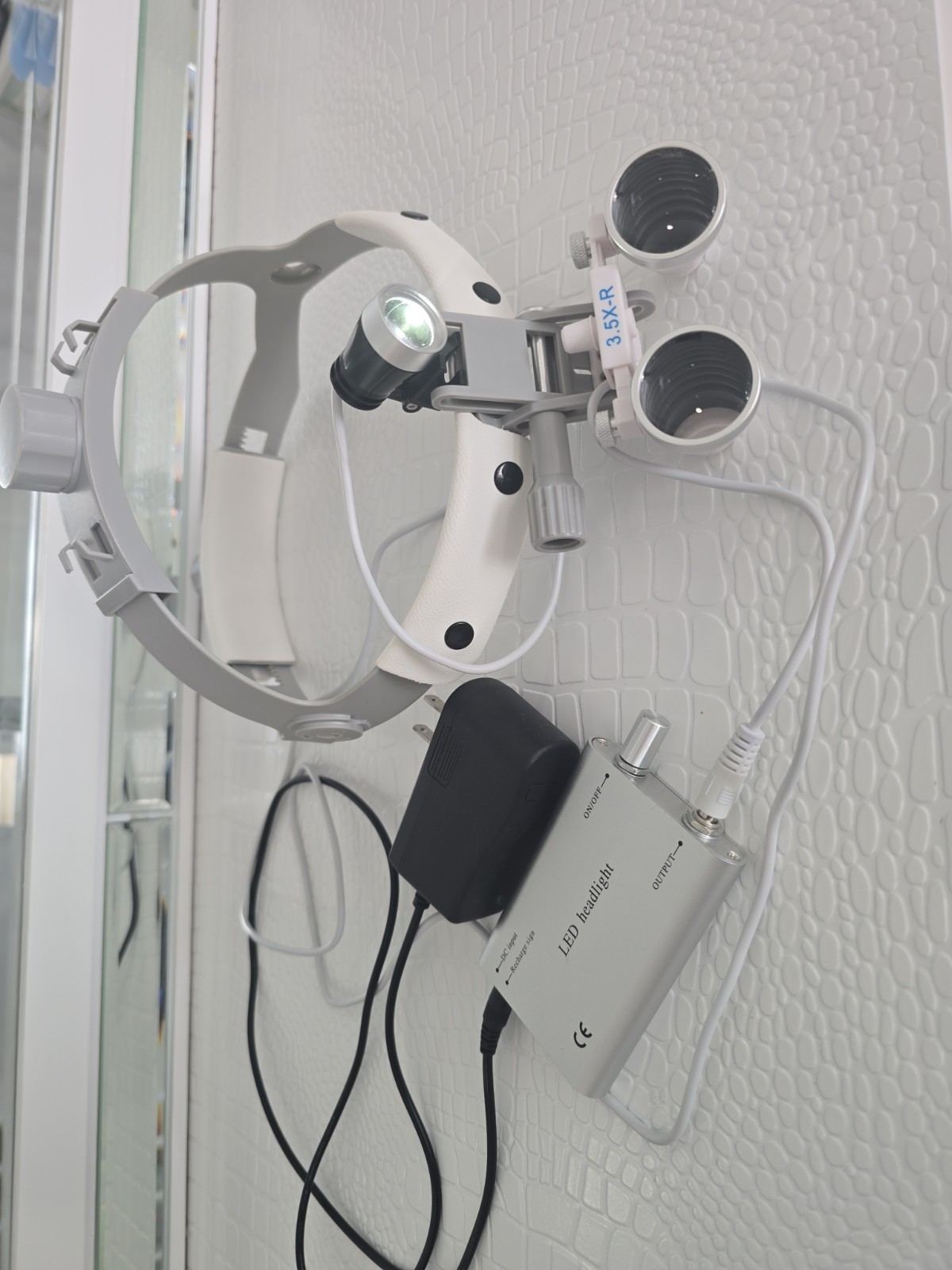 3.5X-R Dental Surgical Loupes Headband LED Rechargeable Battery