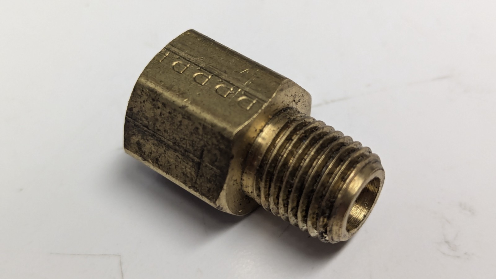NOS Parker 1/4” MNPT x 1/4” FNPT Brass Pipe Reducing Adapter 4-4 RA-B