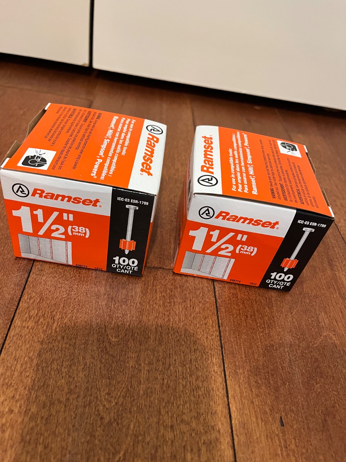Ramset 1512 Drive Pins 1-1/2 in 2 boxes of 100 ( 200 pins total )