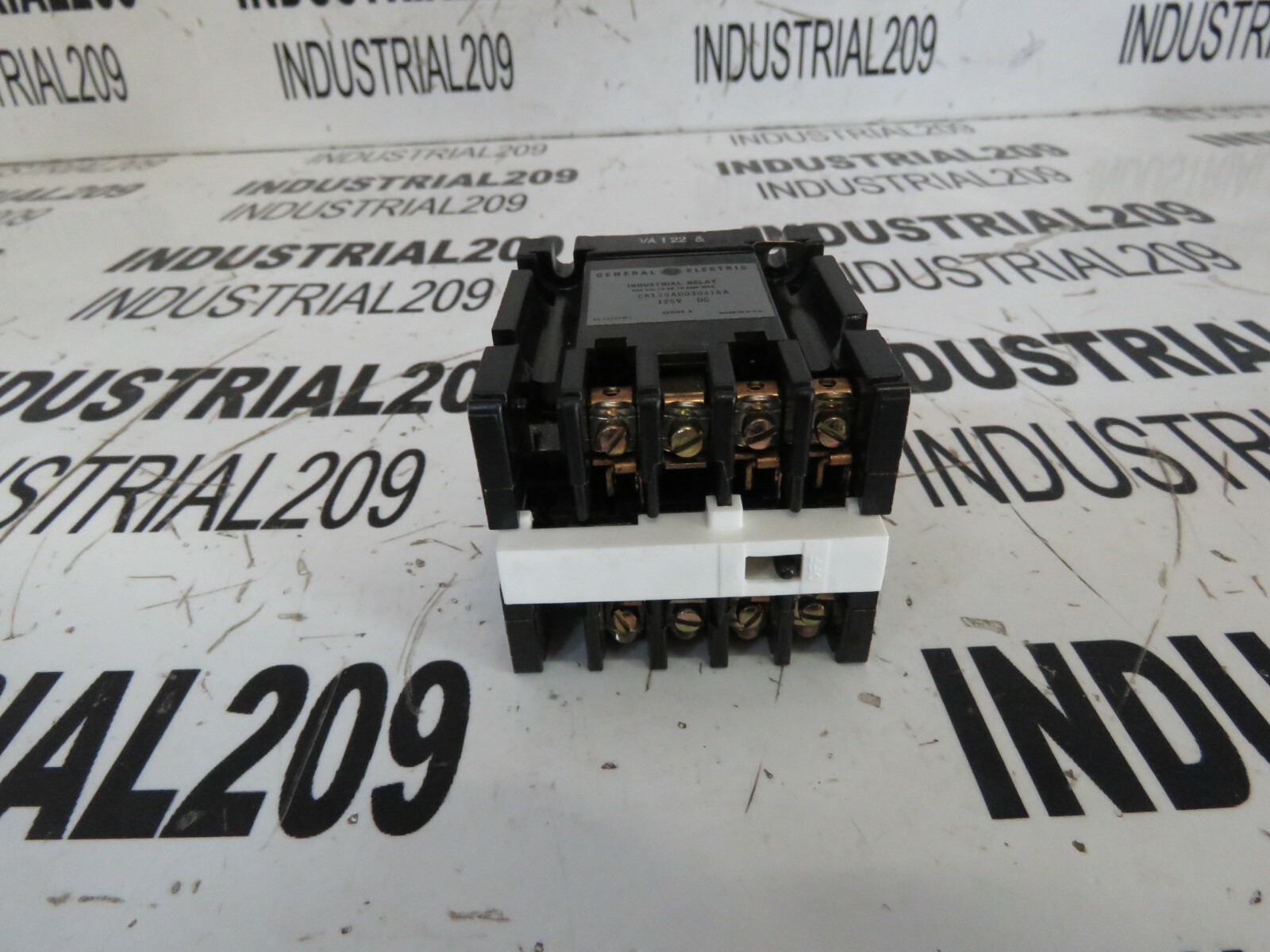 GENERAL ELECTRIC RELAY CR120AD03041AA NEW IN BOX