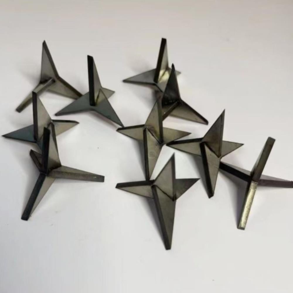 200Pcs Tire Puncture Spikes Heavy Portable Duty Carbon Steel Triangle RoadSpikes