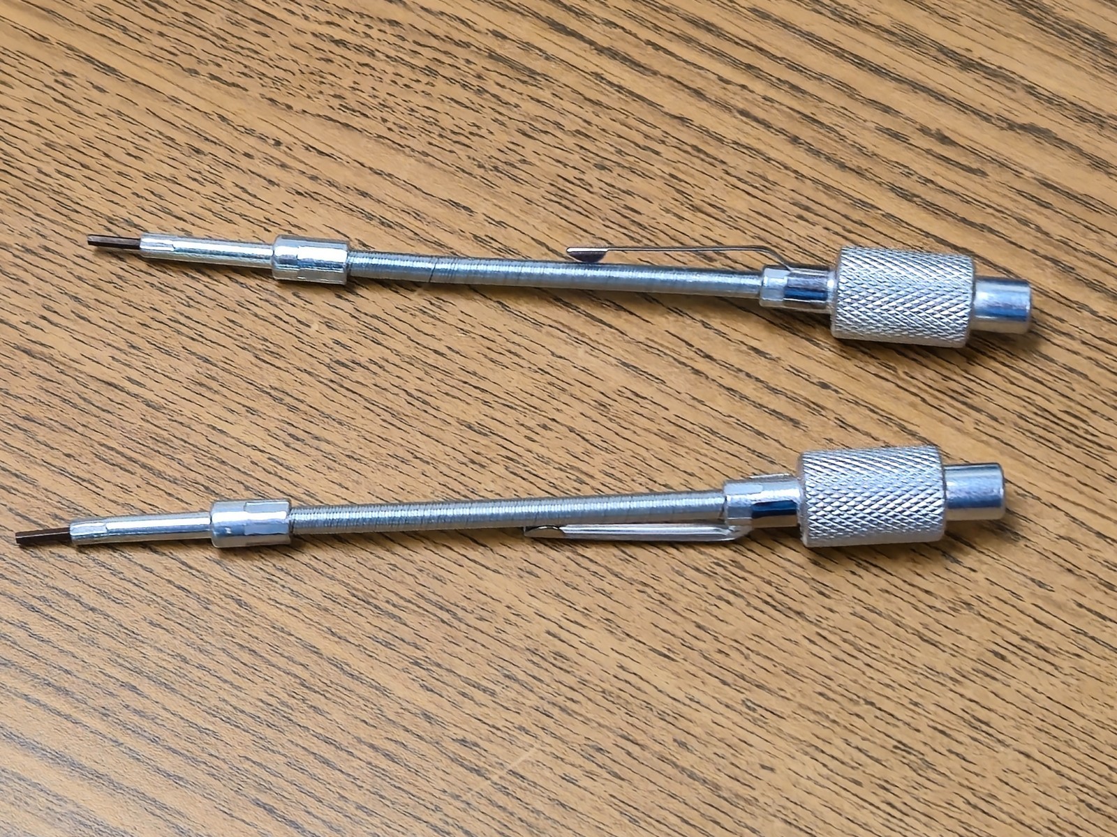 lot of 2 JOHNSON CONTROLS PNEUMATIC FLEX SCREW DRIVER JC 5309 JC5309 X200-18