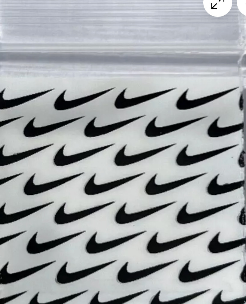 200 SMALL BAGGIES 1515 1.5″ X 1.5″ MINI Resealable baggies NIKE (100 x 2 packs)