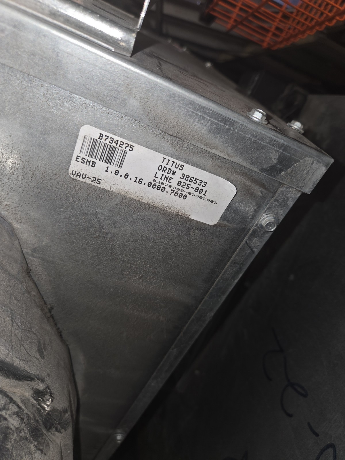 Titus 16″ VAV Box B734275 Trane X13610271-01 Control actuator damper