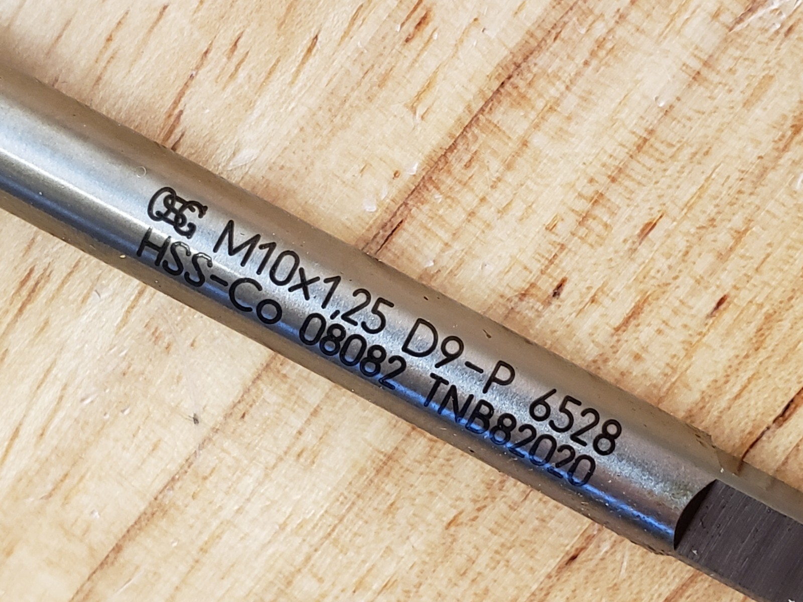 M10 x 1.25 Thread Forming Tap, D9 – HSS-Co, Uncoated – OSG (Japan), New