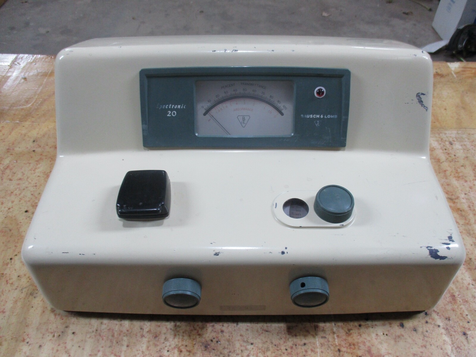 Bausch & Lomb Spectronic 20 Lab Spectrophotometer Colorimeter Spec 20