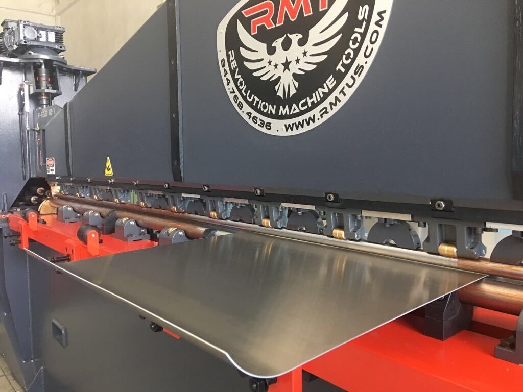New RMT Aircraft Wing Leading Edge Bending Machine