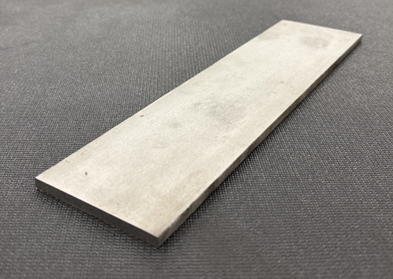 1/4″ Thickness 316 / 316L Stainless Steel True Flat Bar 0.25″ x 3″ x 12″ Length