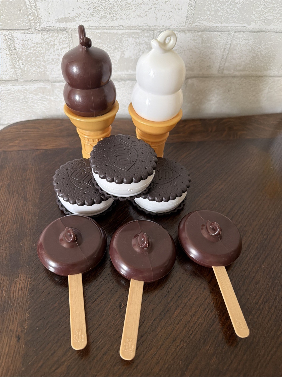 DQ Dairy Queen Ice Cream Cones Sandwiches Dilly Bars Fun With Food Play Pretend