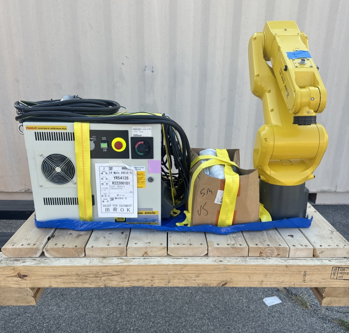 FANUC LR Mate 200iD/7L Robot w/ R30iB Mate Plus Controller Assembly New Other