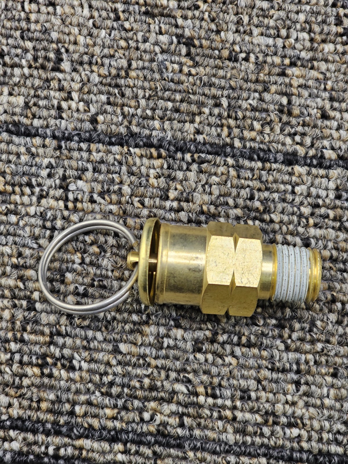(QTY 2) Qualitrol 202-030-01T: 10-PSI G 1/4 mpt Compressor Pressure Relief Valve
