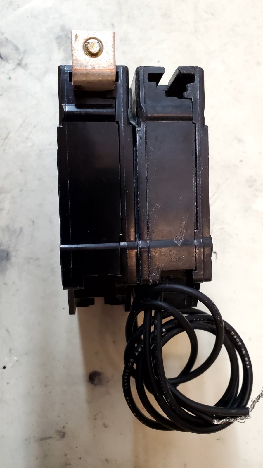 GE SHUNT TRIP CB 20A THQB1120-TQST1 MOD.2