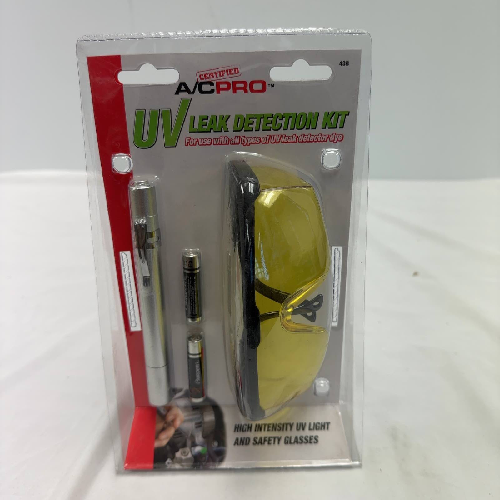 Certified A/C Pro 765-6010 UV Leak Detection Kit Light & Safety Glasses