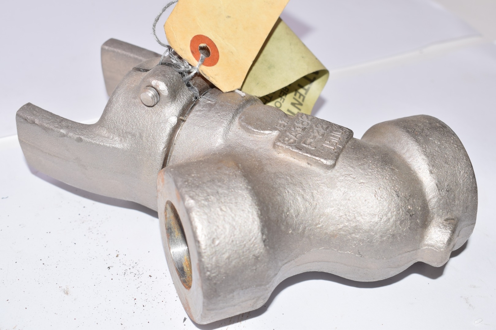 NEW Conval INC, CR13, THROTTLING VALVE, 12C2, Body Yoke F22, ANSI-1500, 1-3/8”