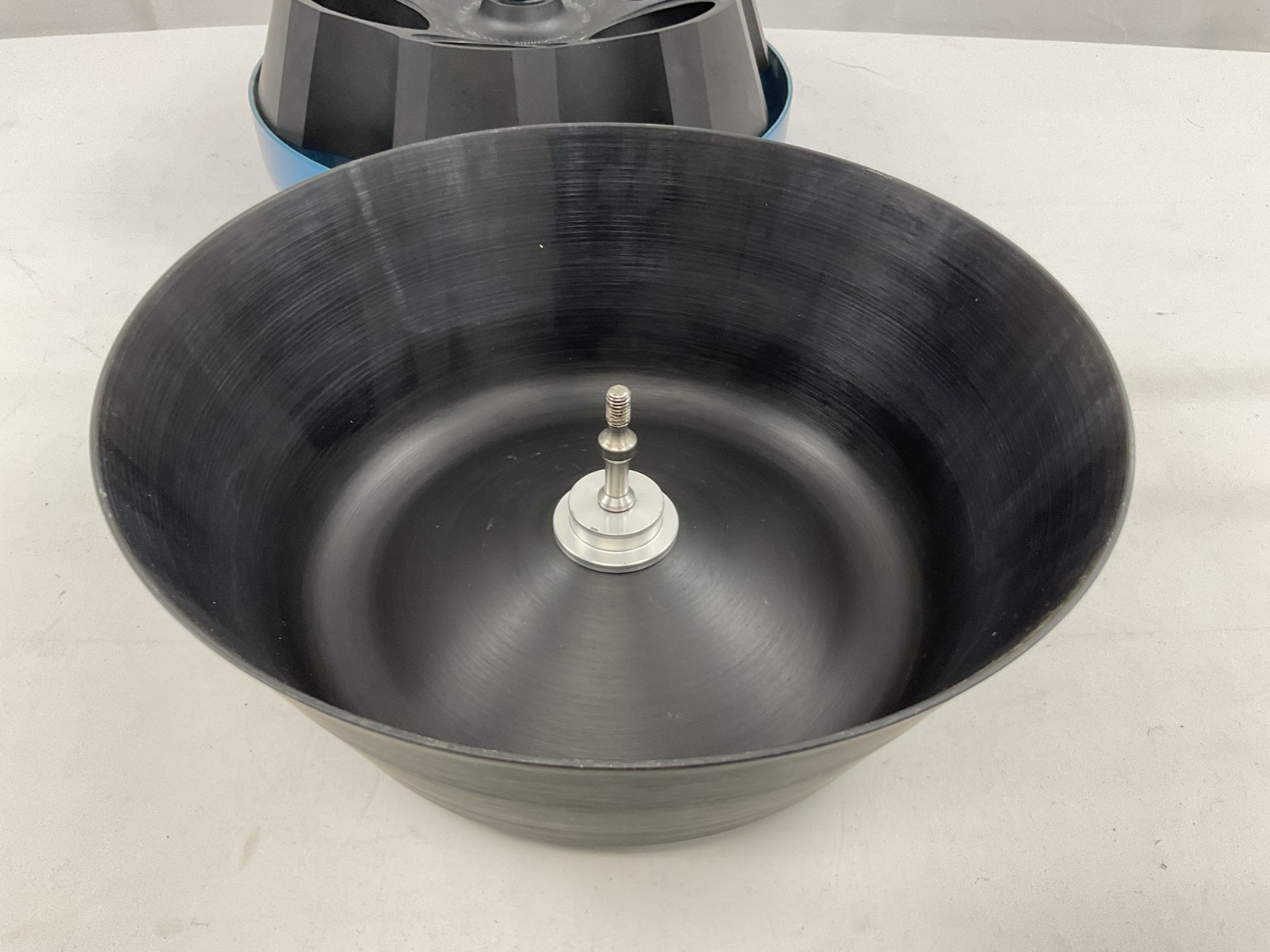 Beckman Coulter JLA-10.500 Fixed Angle Centrifuge J Series Rotor with 6 Inserts