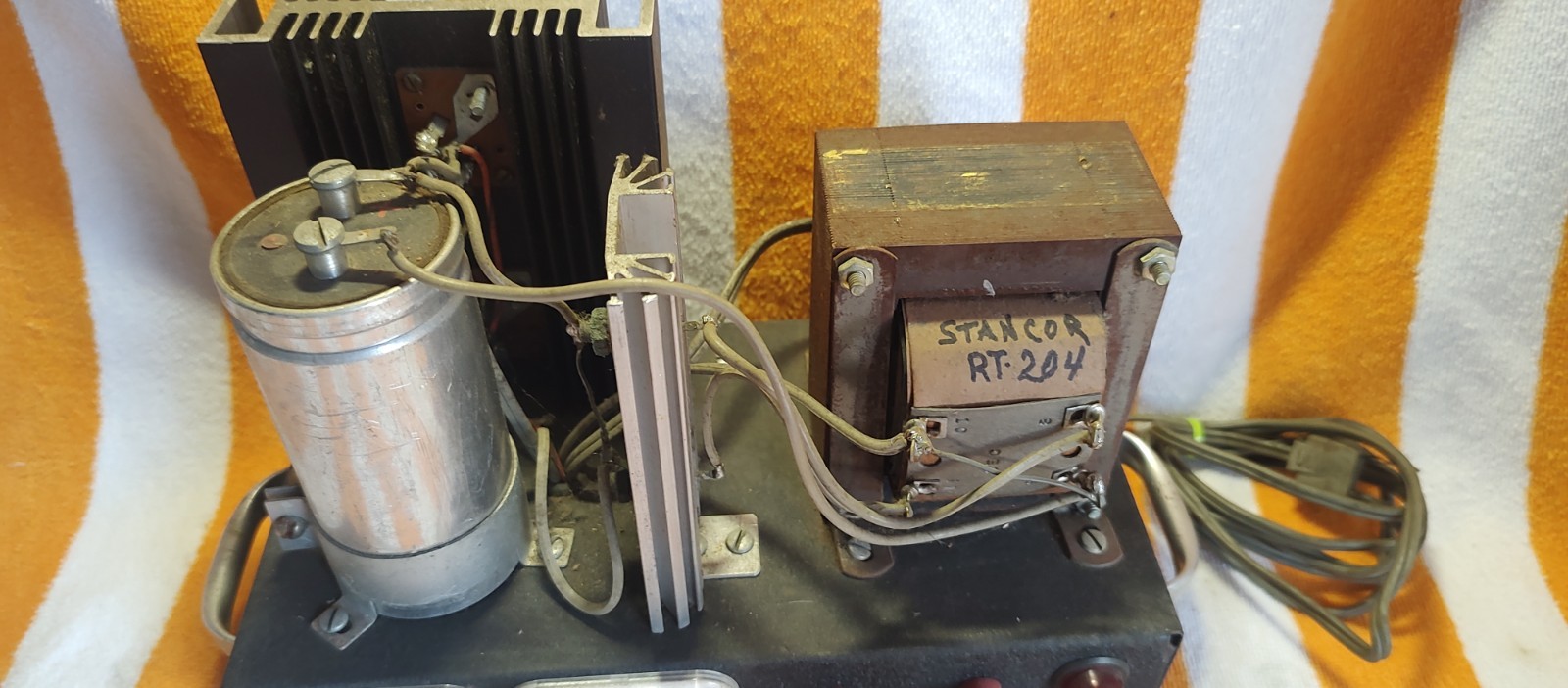 UNKNOWN BRAND VARIABLE DC POWER SUPPLY WITH EMICO METERS