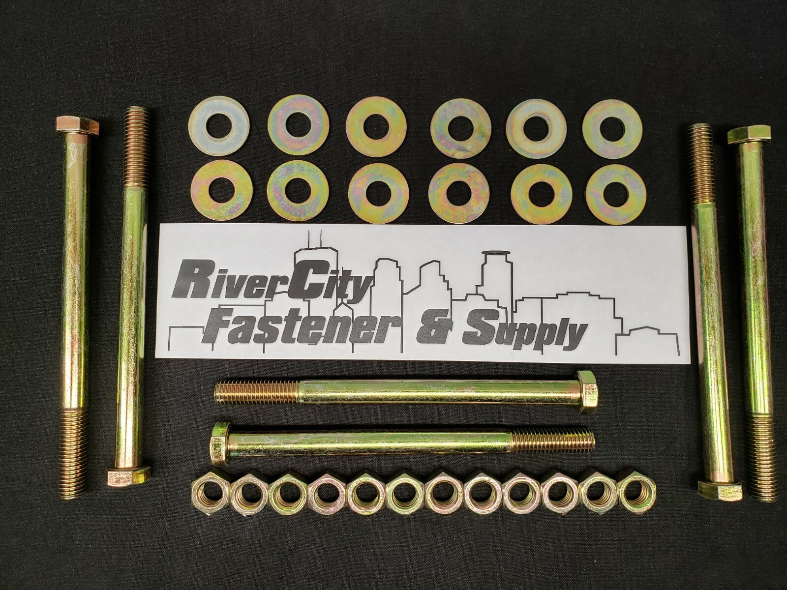 (6) 1/2-13×7 Grade 8 Bolts With 1/2-13 nuts and washers 1/2x13x7