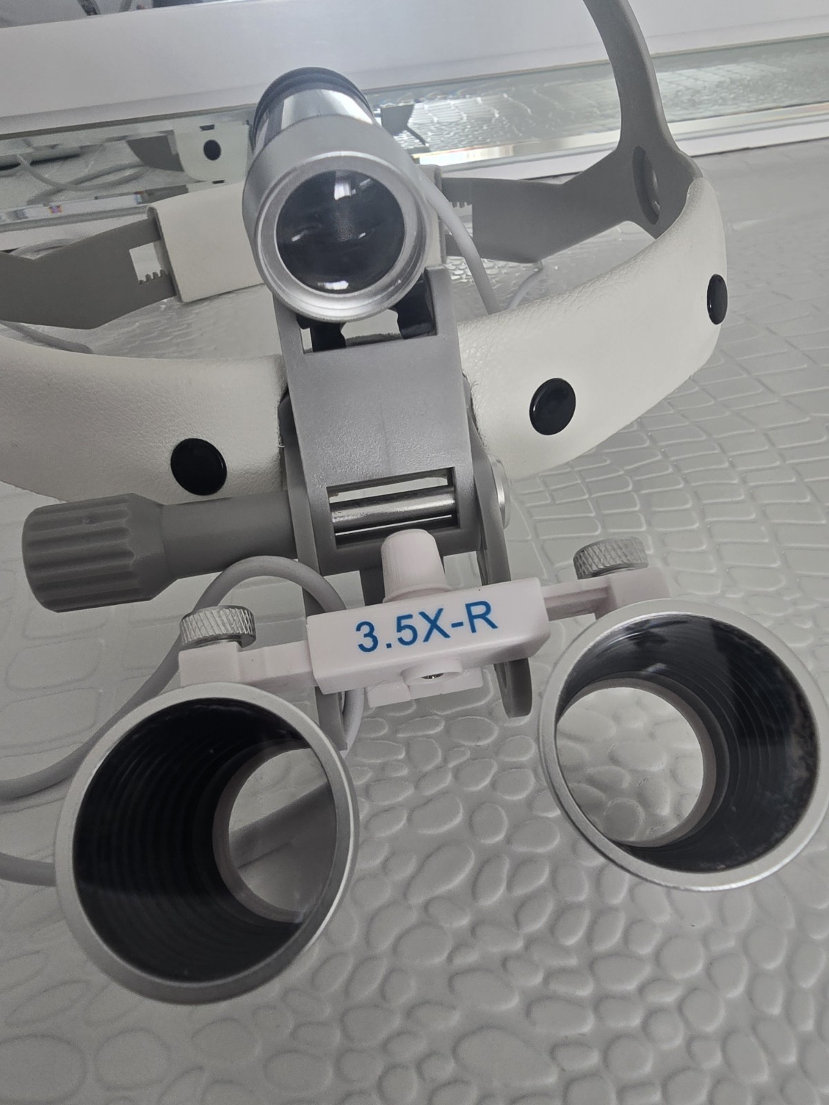 3.5X-R Dental Surgical Loupes Headband LED Rechargeable Battery