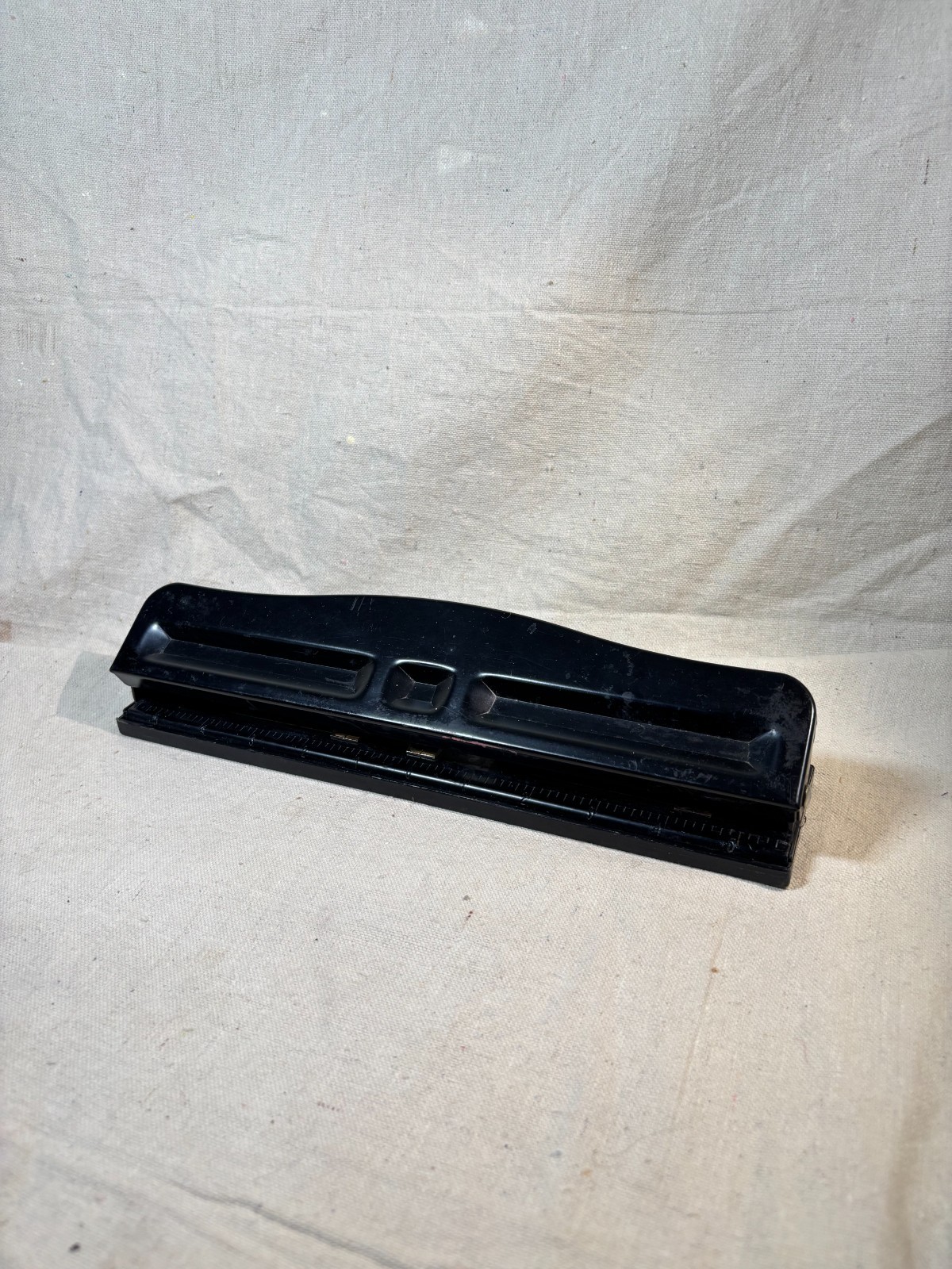 Unbranded/Generic 3-Hole Punch 11.5” Black Tested/Works Adjustable