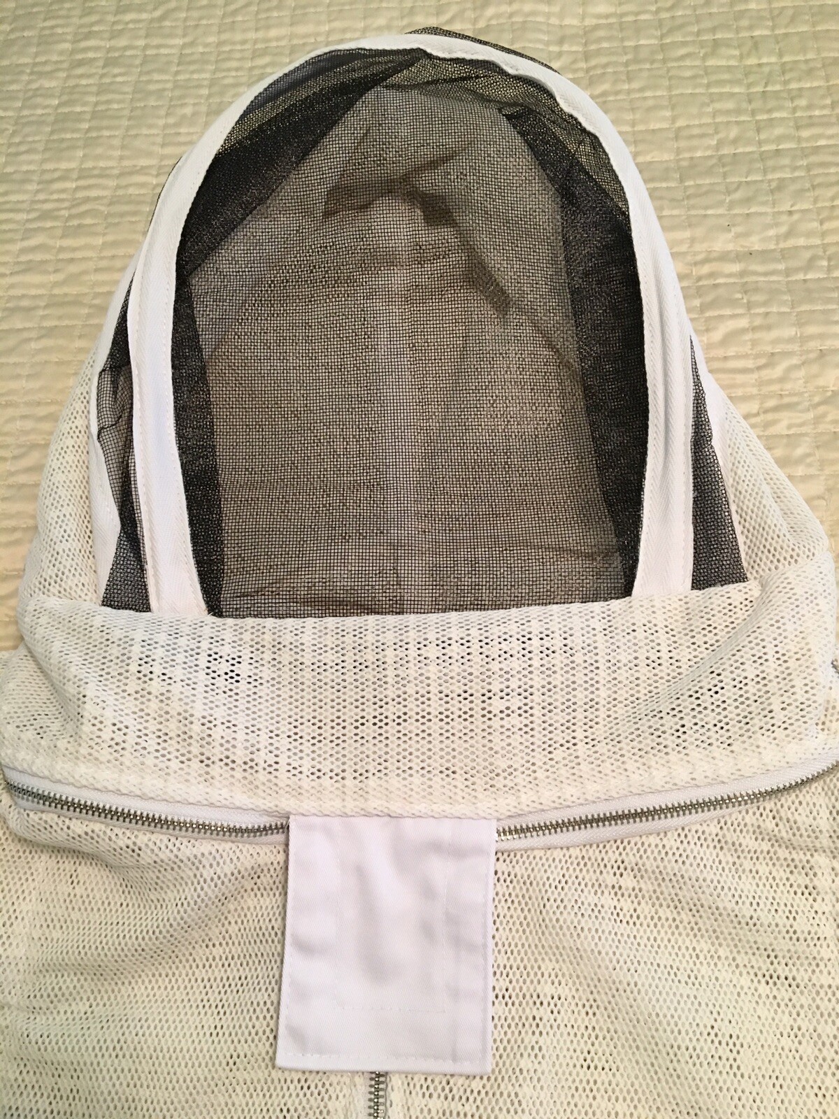 New Ventilated Beekeeping Suit 3 Layer Beesuit Size Large