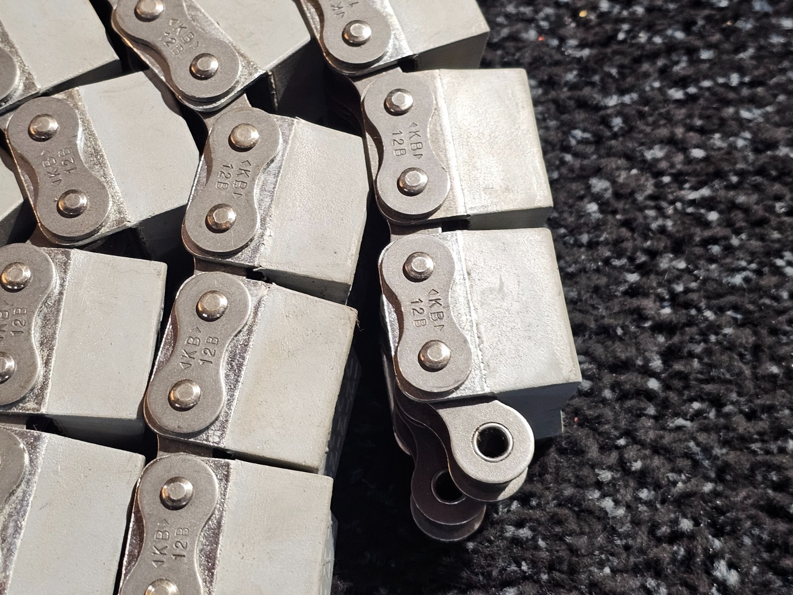 Rubber Attached Carbon Steel Roller Chain 12 ft KB 12B For PVC Pipe Machine Haul